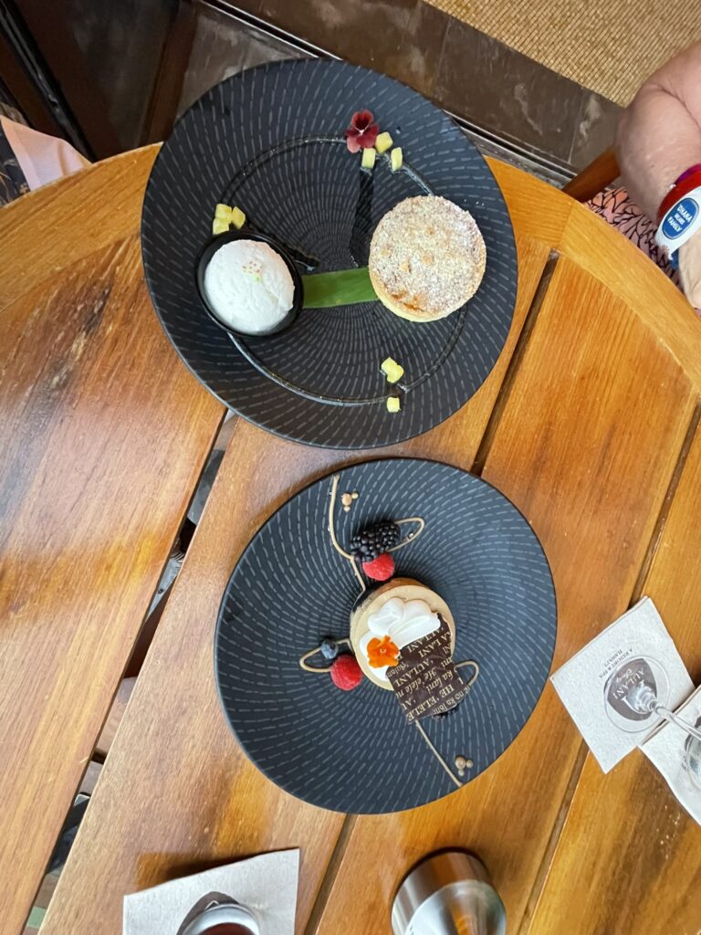 Dining at Aulani