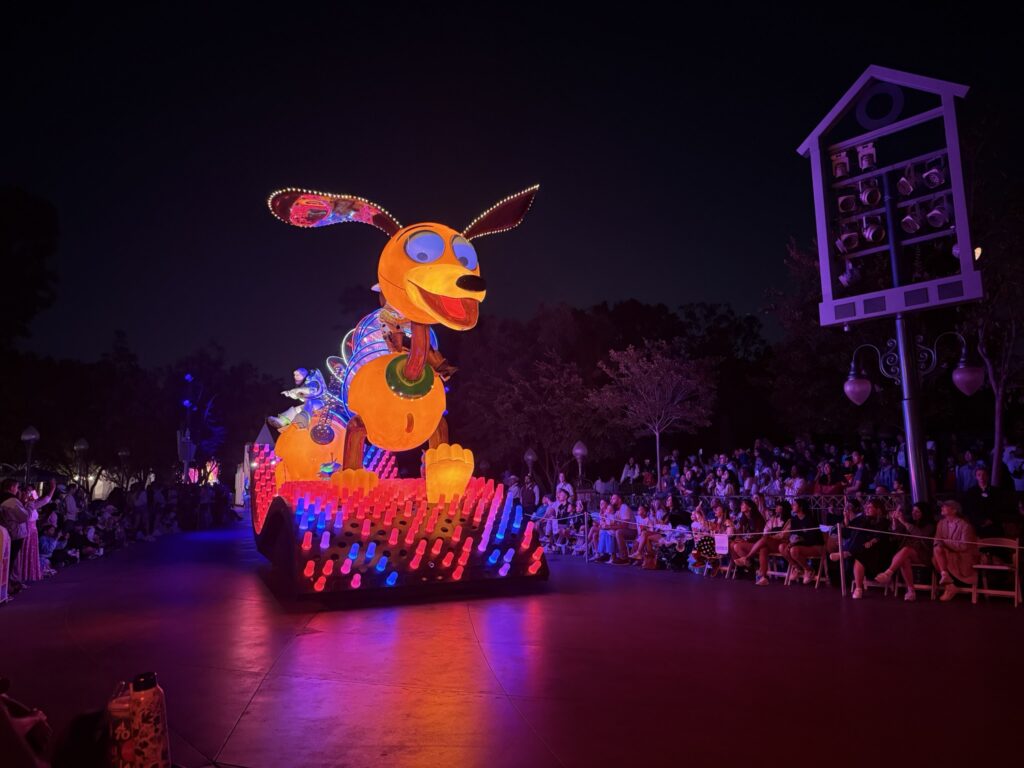 Best Disneyland Parades - Disney's Paint the Night Electric Parade