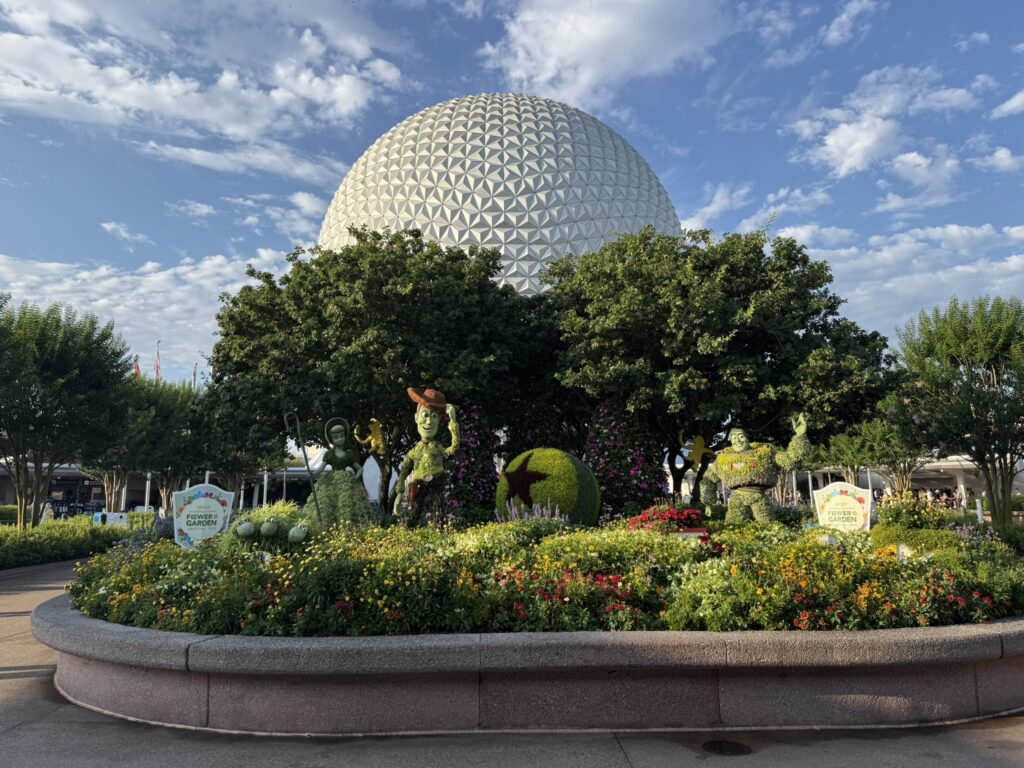 EPCOT Rope Drop